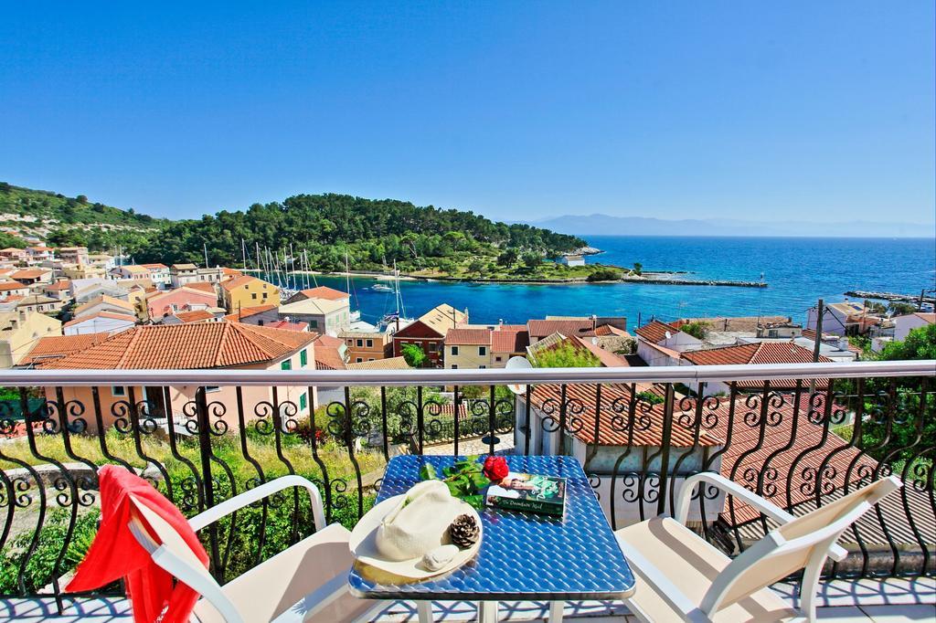 Apartmán Avgi Ena Gaios Exteriér fotografie